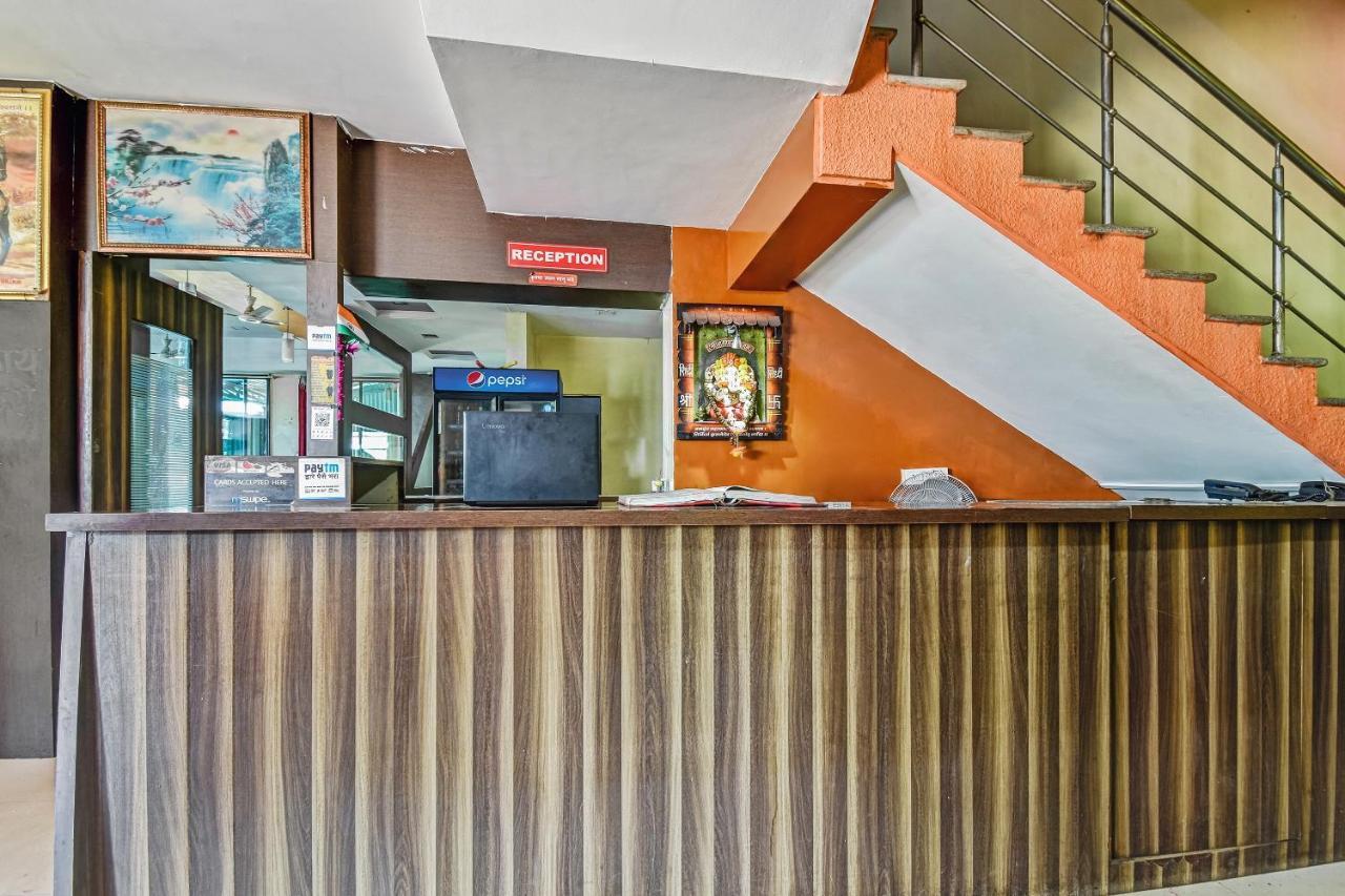 Oyo Hotel Samarth Lodge Solapur Exterior foto